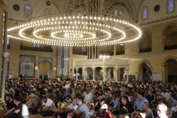 Foto - Bayram namazında camiler doldu taştı!