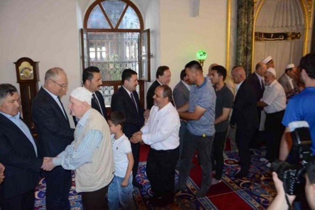 Foto - Bayram namazında camiler doldu taştı!