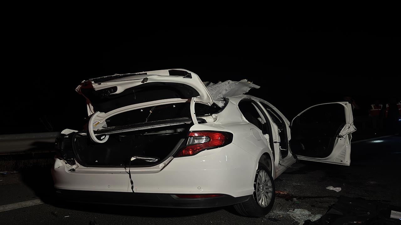 Foto - Bayram öncesi feci kaza: anne ve baba hayatını kaybetti, bebek yaralı