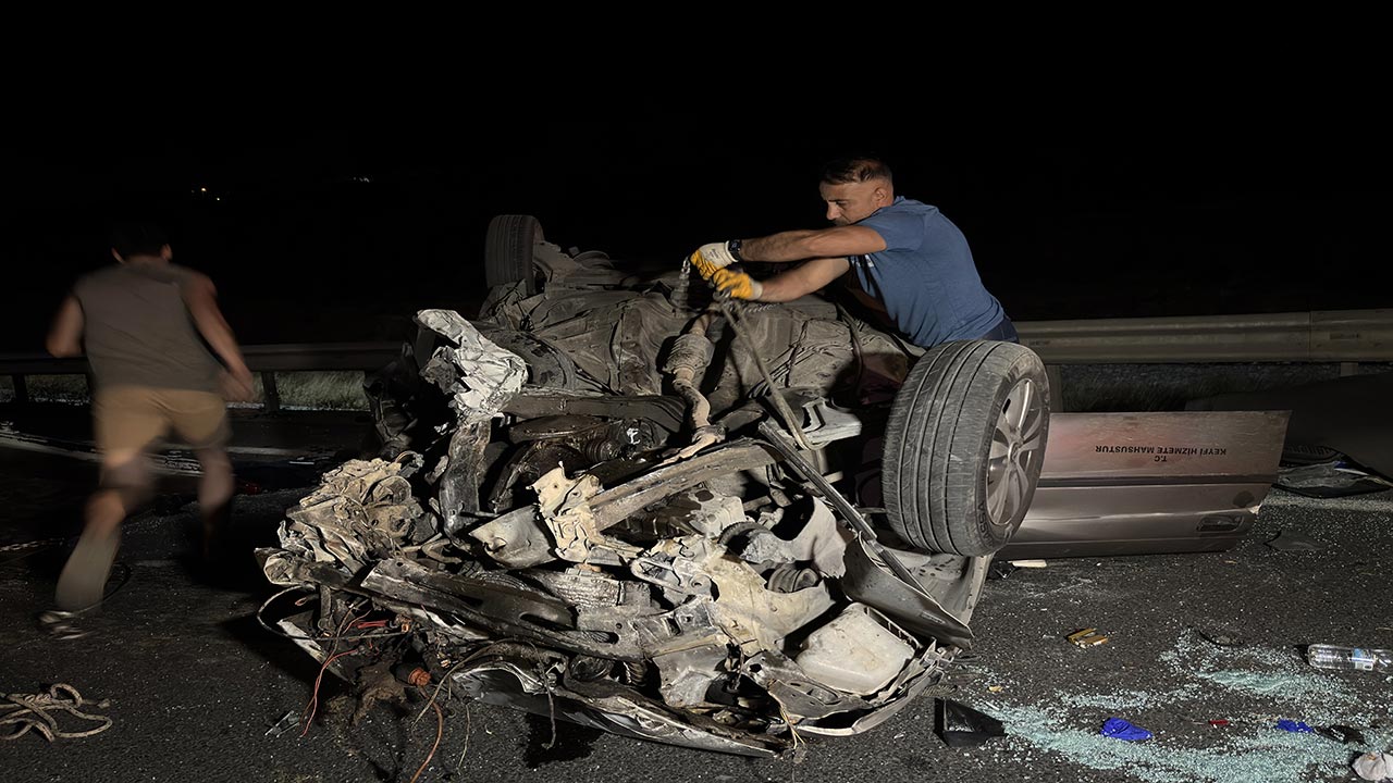 Foto - Bayram öncesi feci kaza: anne ve baba hayatını kaybetti, bebek yaralı