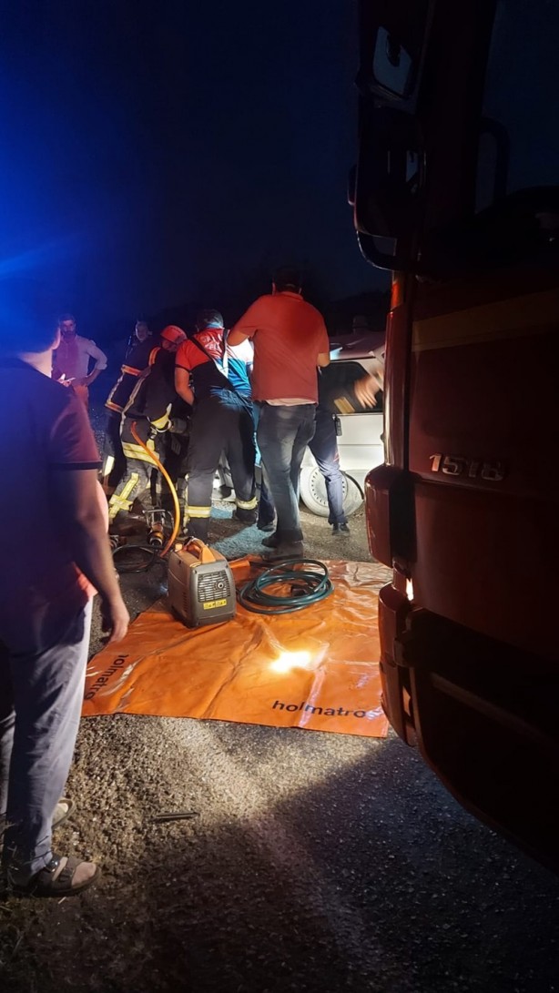 Foto - Bayram öncesi feci kaza! Ölü ve yaralılar var
