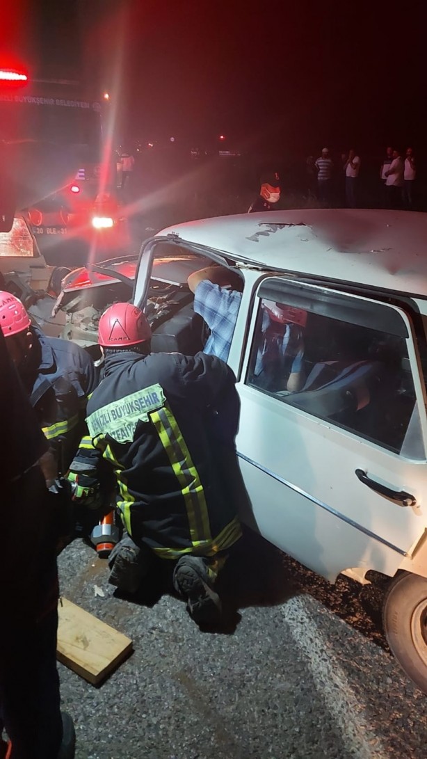 Foto - Bayram öncesi feci kaza! Ölü ve yaralılar var