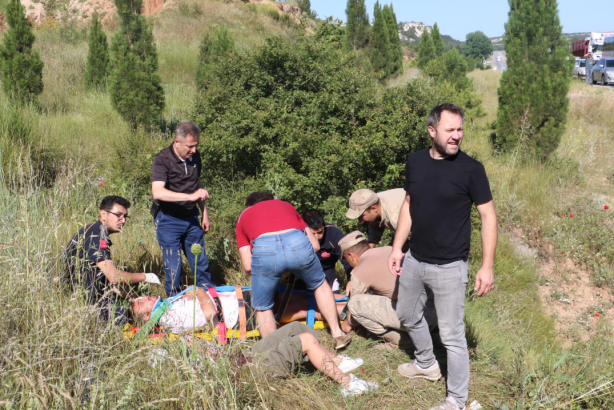 Foto - Bayram tatili dönüşü feci kazayla başladı! Yolcu otobüsü kaza yaptı