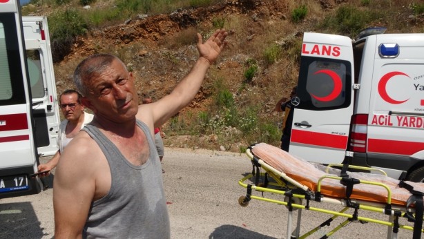 Foto - Bayram ziyareti faciayla son buldu! 3 kişi hayatını kaybetti