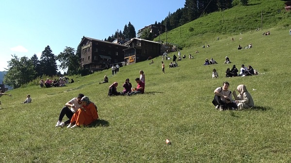Foto - Bayramda bu yaylaya 100 bin kişi çıktı