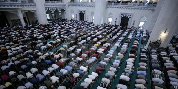 Foto - Bayramda camiler açılacak mı? Bayram namazı camide kılınacak mı?