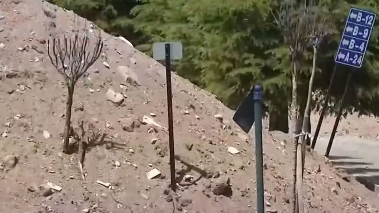 Foto - Bayramda kabir ziyaretine gittiler, mezarları bulamadılar! O şehirde neler oluyor?