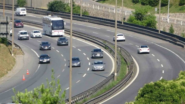 Foto - Bayramda yola çıkacaklar dikkat! O trafik cezası iptal edildi! Paralar sürücülere iade edilecek