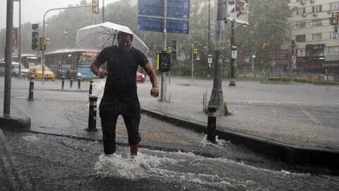 Bayramın ikinci gününde hava durumu! Meteoroloji'den çok sayıda ile sağanak yağış uyarısı!