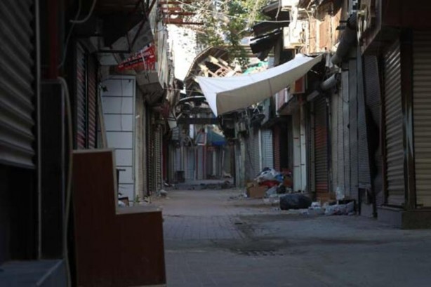 Foto - Bayramlarda cıvıl cıvıl olan enkaz kent, iş makinesi seslerinin susmasıyla sessizliğe büründü