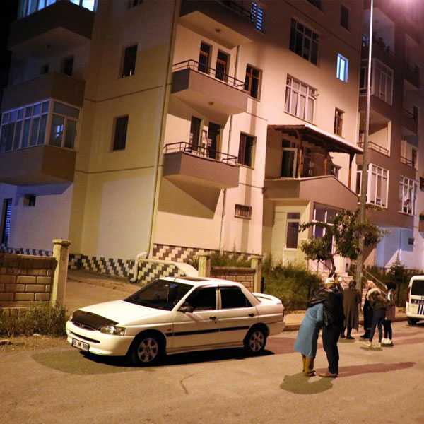 Foto - Bayramlaşmak için gitmişlerdi... Ölü buldular!