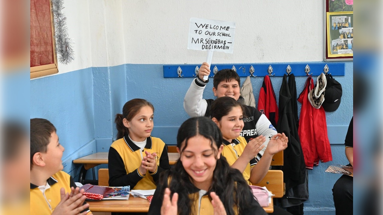 Foto - Bazı siyasetçiler bu kadarını bile yapamıyor! Sınıf başkanından çok ilginç seçim vaadi