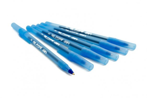 Foto - Bazı tükenmez kalemlerin kapakları neden deliklidir?