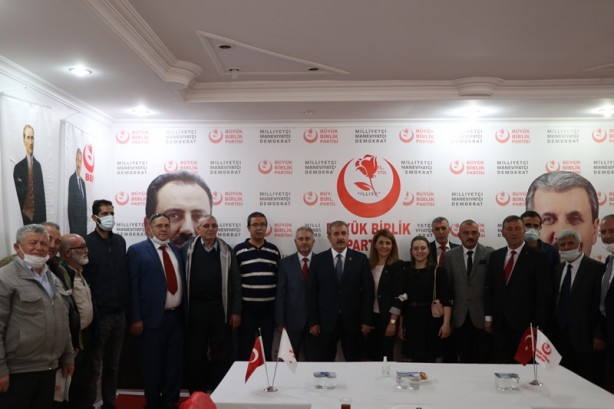Foto - BBP Genel Başkanı Destici'den flaş çıkış: 5 yıldızlı otelde tatil mi yapacak?