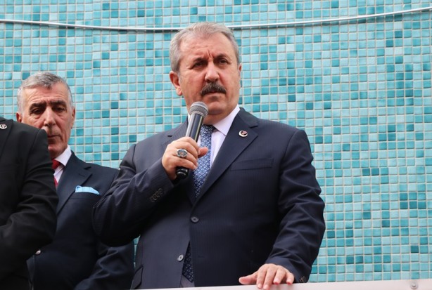BBP Genel Başkanı Destici'den flaş çıkış: 5 yıldızlı otelde tatil mi yapacak?