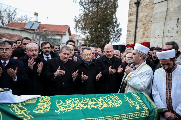 Foto - BBP lideri Destici'den babasına son görev! Cenazesi toprağa verildi