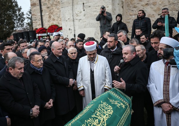 Foto - BBP lideri Destici'den babasına son görev! Cenazesi toprağa verildi