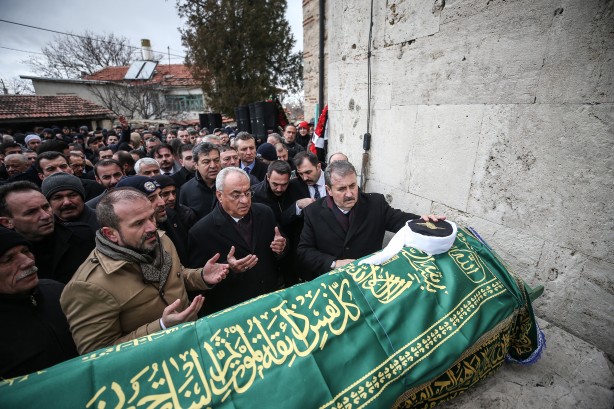Foto - BBP lideri Destici'den babasına son görev! Cenazesi toprağa verildi