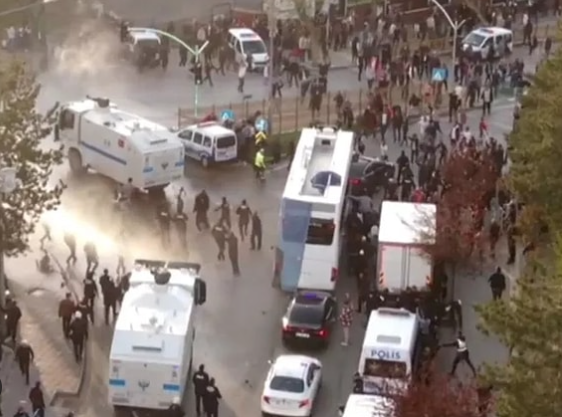 Foto - BBP lideri Destici'den Ekrem İmamoğlu'na tepki: Millet sana ülkeyi karıştır diye mi oy verdi?