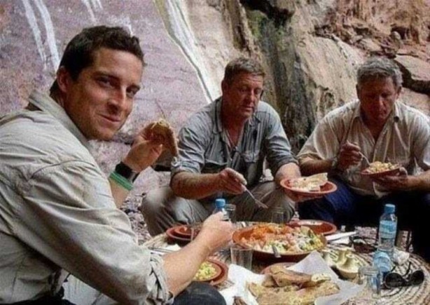 Foto - Bear Grylls herkesi kandırmış! Dünyaya rezil oldu