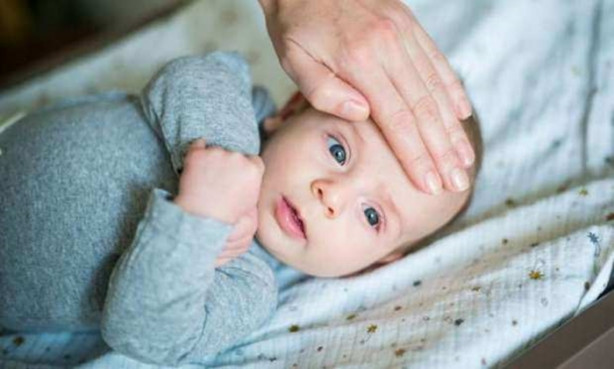  Bebeğin ateşi nasıl düşürülür?