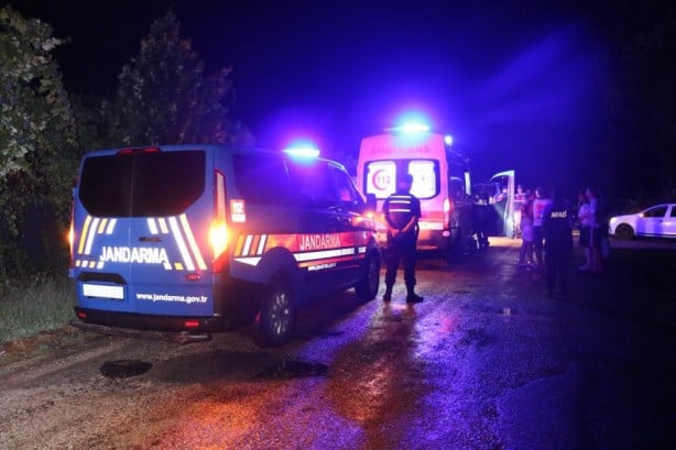 Foto - Bebeğiyle mahsur kalan ailenin yardımına AFAD koştu