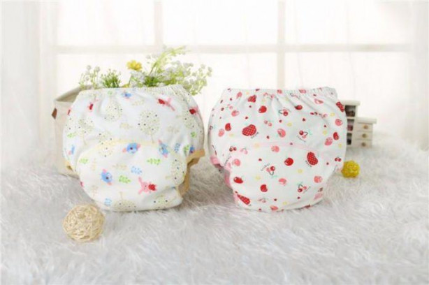 Foto - Bebek bezi alırken...