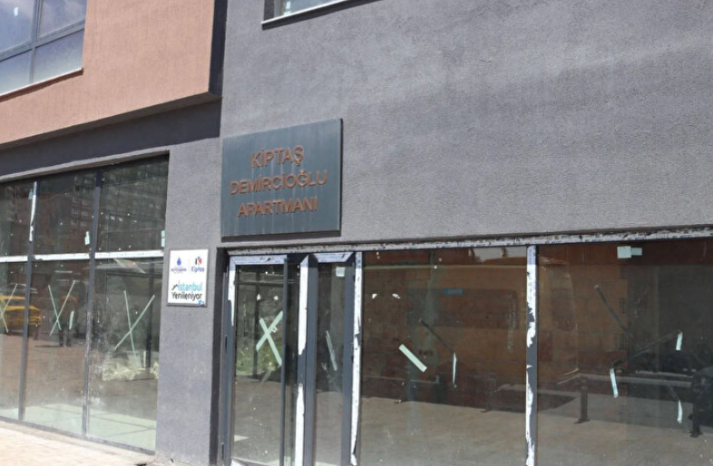 Foto - Beceriksizler! İBB tek binayı bile dönüştüremedi