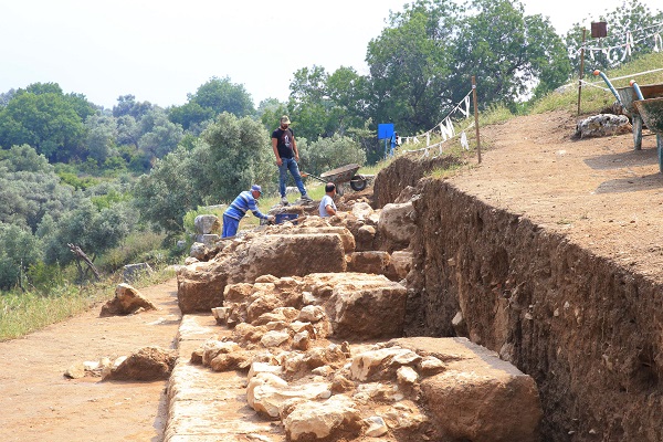 Foto - Beçin Antik Kenti tarihe ışık tutuyor