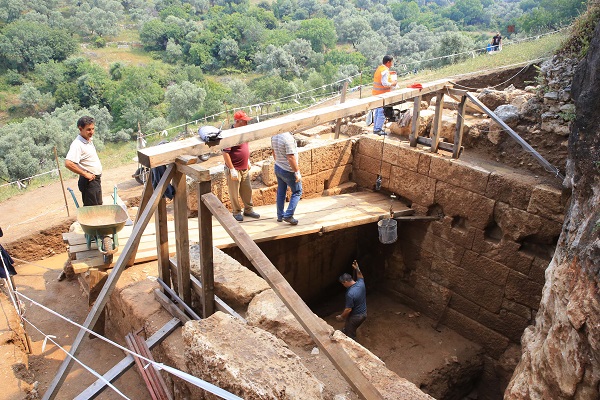 Foto - Beçin Antik Kenti tarihe ışık tutuyor