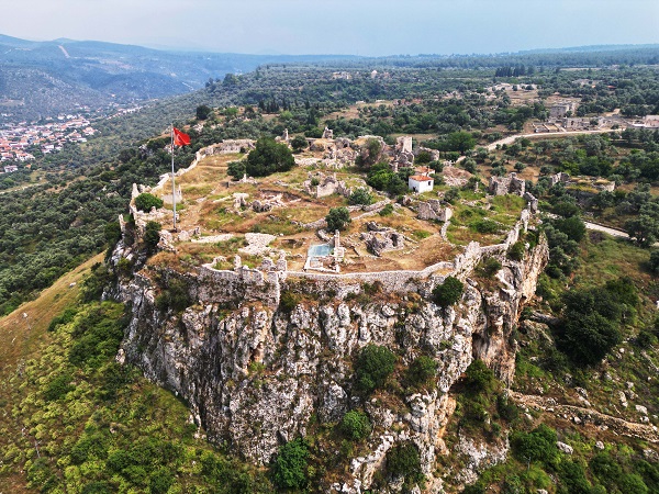 Foto - Beçin Antik Kenti tarihe ışık tutuyor