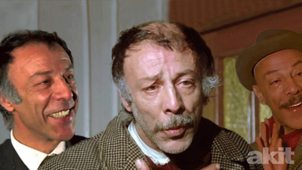 Foto - Beğenerek izliyorduk! Tam 13 kez akıl hastanesinde yattığını biliyor musunuz?