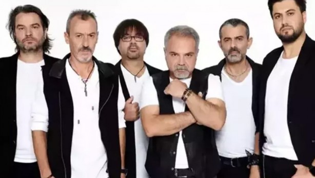 Foto - Bekar Gezelim şarkısıyla ünlenen Grup Laçin’in yıldızıydı! Ünlü müzisyen hayatını kaybetti