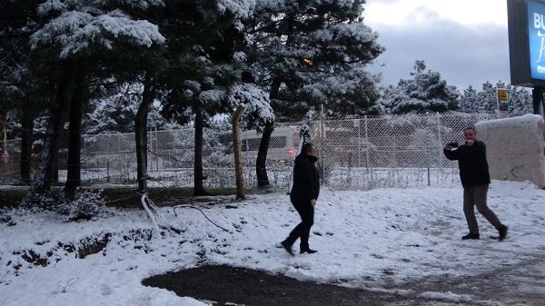 Foto - Beklenen kar İstanbul'a düştü! 
