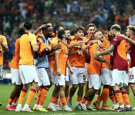 Beklenen transfer o tur geliyor! Sezon için Arda Turan devreye girdi... Türk futbolunda resmen savaş çıkacak!