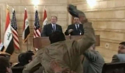 Beklenmedik gelişme! Bush'a ayakkabı fırlatmıştı bakın şimdi ne istiyor?