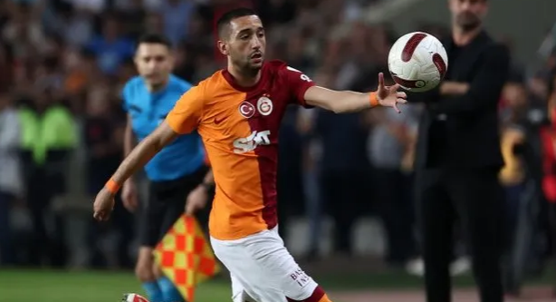 Foto - Beklenmedik gelişme! Cimbom'dan 20 milyon Euro'luk transfer... Flaş açıklama! Yeni dönem başlıyor...