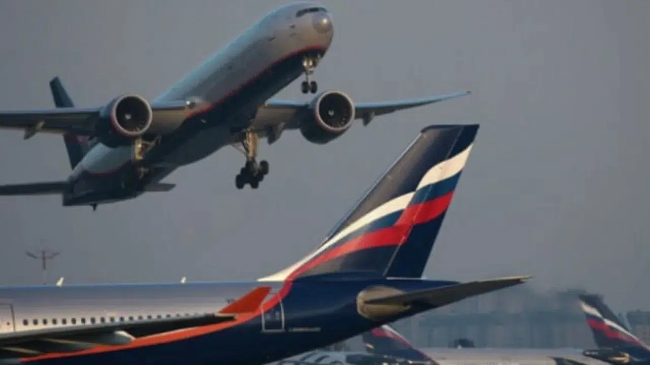 Foto - Beklenmedik saldırı sonrası 6 şehirde uçuşlar askıya alındı