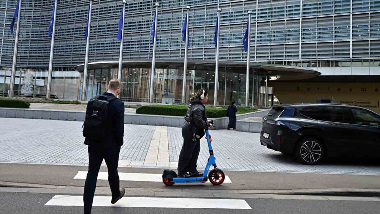 Skutere kask zorunluluğu