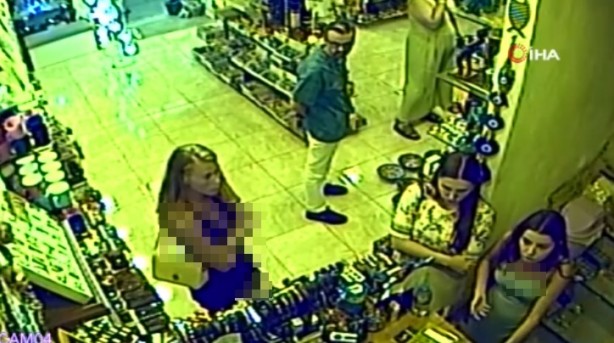 Belçikalı turistler, esnafı dolandırdı! 'Yok artık' dedirten tırnakçılık