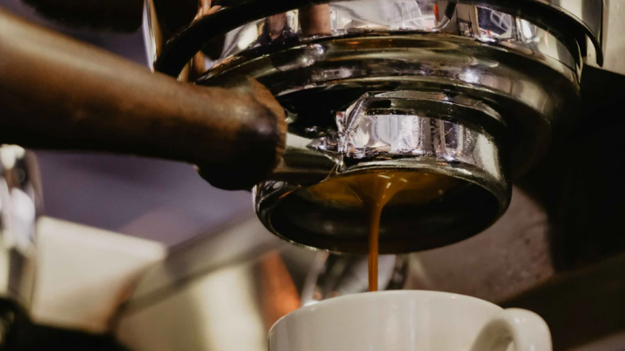 Foto - Belediye 30 bin euroluk kahve makinesi aldı: Ortalık fena karıştı