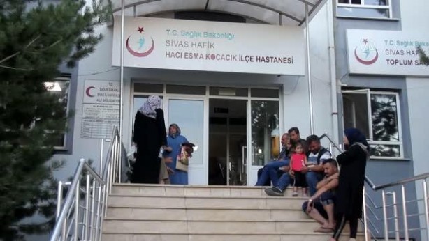 Foto - Belediye başkanı dahil 54 kişi hastaneye kaldırıldı! "Birden gözlerim karardı"
