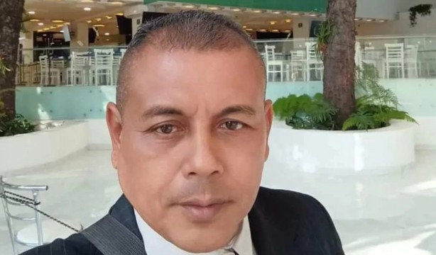 Foto - Belediye başkanına suikast! Eşinin yanında öldürüldü!