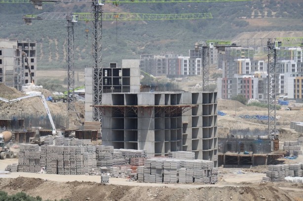 Foto - Belediye CHP’de olsa AK Parti yapmazdı öyle mi! Hatay yeniden ayağa kalkıyor