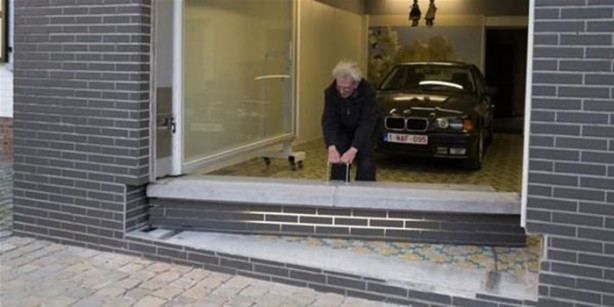 Foto - Belediye garaj izini vermeyince bakın ne yaptı!