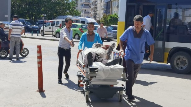 Foto - Belediye otobüsünde panik anları! Zamanla yarıştılar