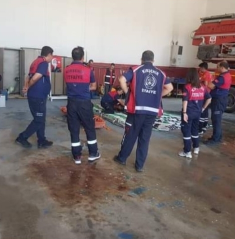 Foto - Belediye personeli bayrağa bastı! Taraftar ayaklandı