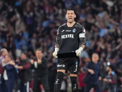 Foto - Belki de adını ilk kez duyacaksınız! Büyük bir teklifle havalandı artık... Yolun açık olsun kaptan!