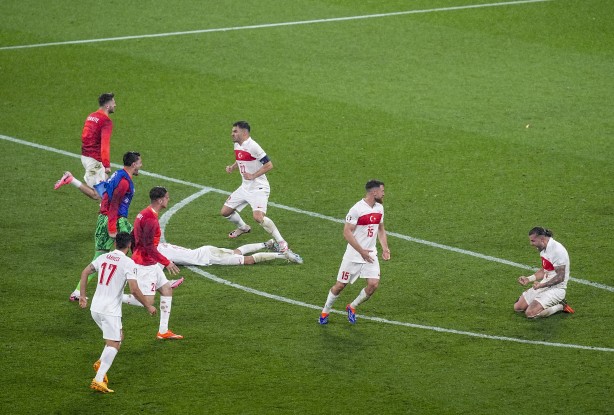 Foto - Belli oldu: Türkiye için büyük tehlike artık orada: A Milli Futbol Takımı’nın FIFA sıralaması belli oldu