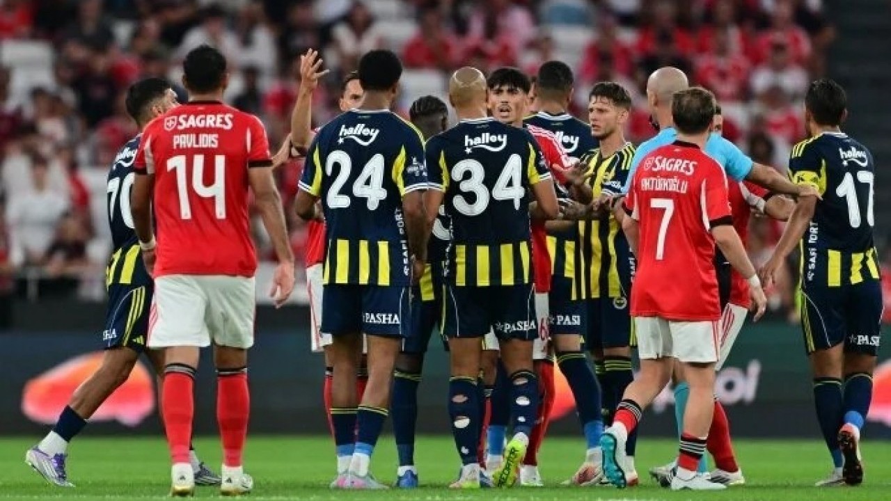 Foto - Benfica - Fenerbahçe maçında sakatlanmıştı! Yıldız futbolcu sezonu kapattı 